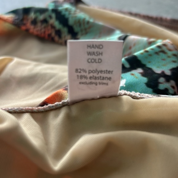 NWT Lovers + Friends Simple Times Swimsuit - Picture 10 of 10